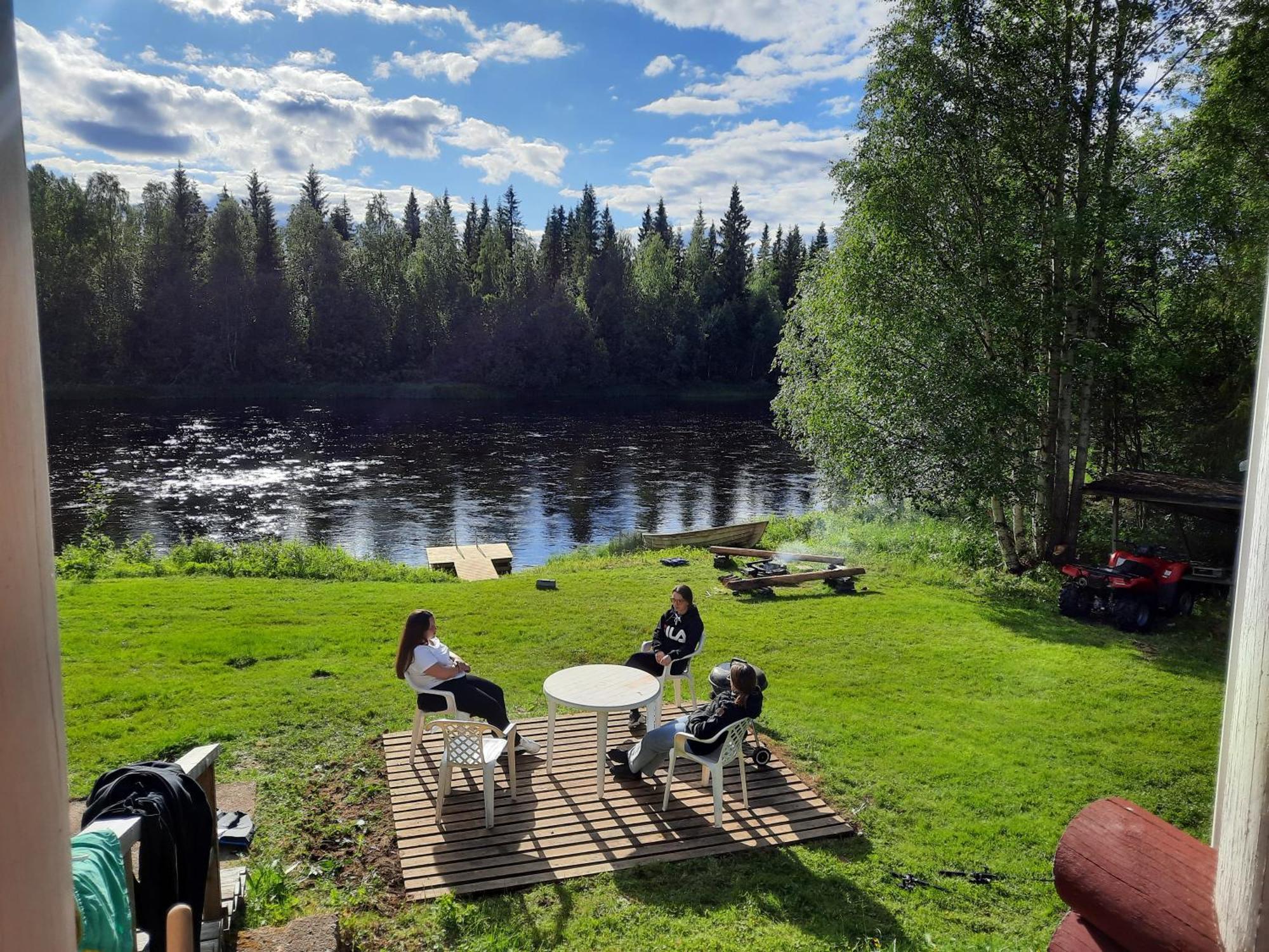 Lapin Villa Hiisi Joen Rannalla Ranua Quarto foto